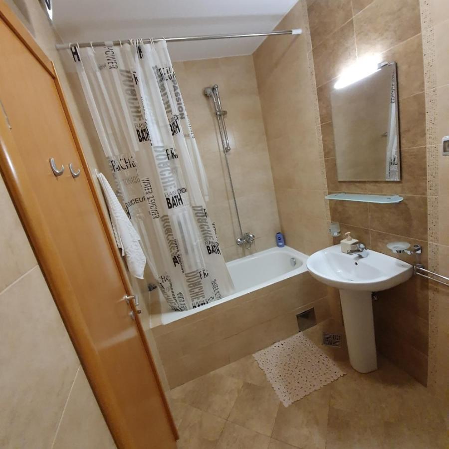 Aphrodite Apartment Podgorica Bagian luar foto
