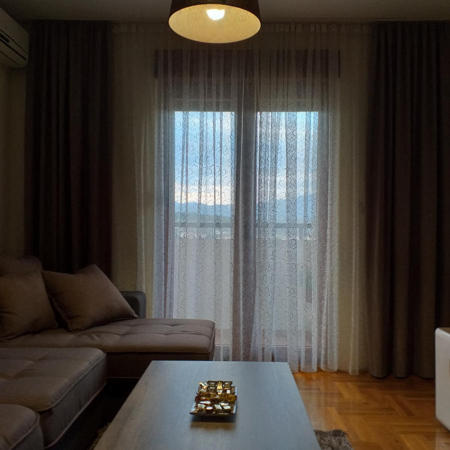 Aphrodite Apartment Podgorica Bagian luar foto